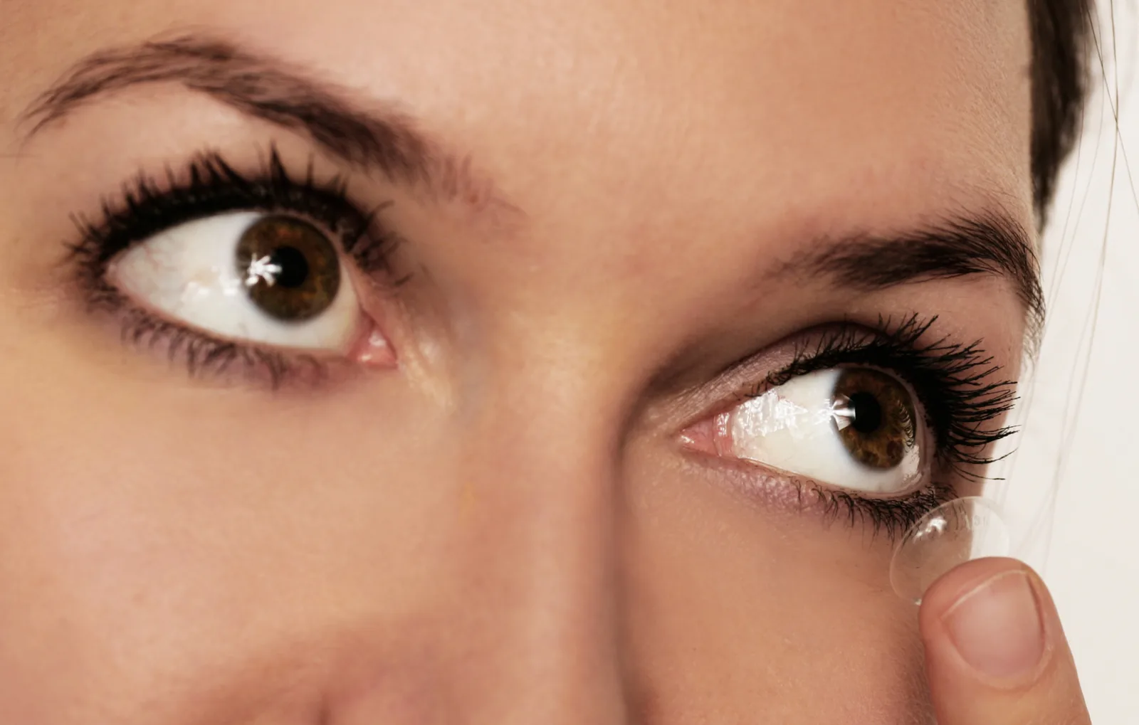 Kontaktlinsen-Anpassung bei Brille Bonow in Ennepetal
